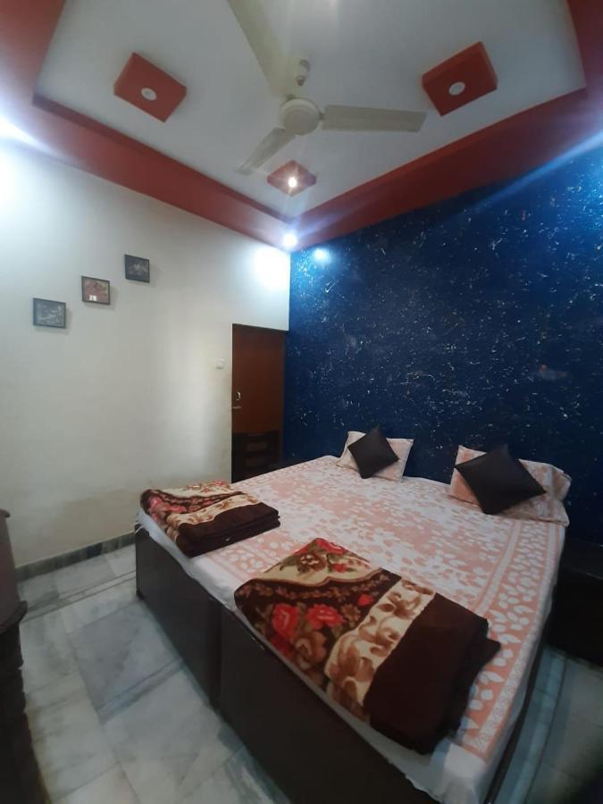 Friends Guest House&Hostel Agra  Buitenkant foto